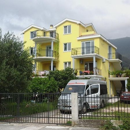 Apartments Olga Tivat Chambre photo